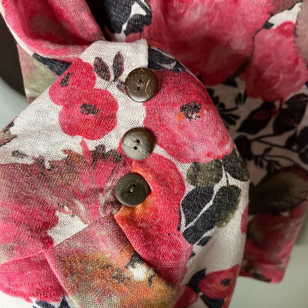 Flamingo Urban Pink and Green Floral Blouse - Picture 4 of 7